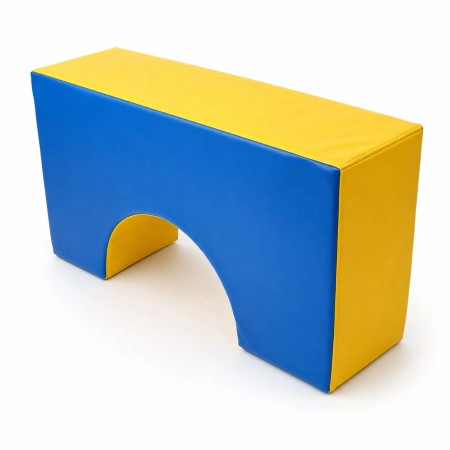 Most piankowy Romulus 120x60x30 cm na białym tle